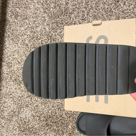 Yeezy slide onyx - Picture 3 of 4